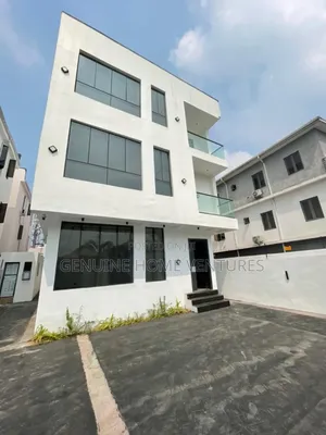 5bdrm Duplex in Lekki Phase One for sale