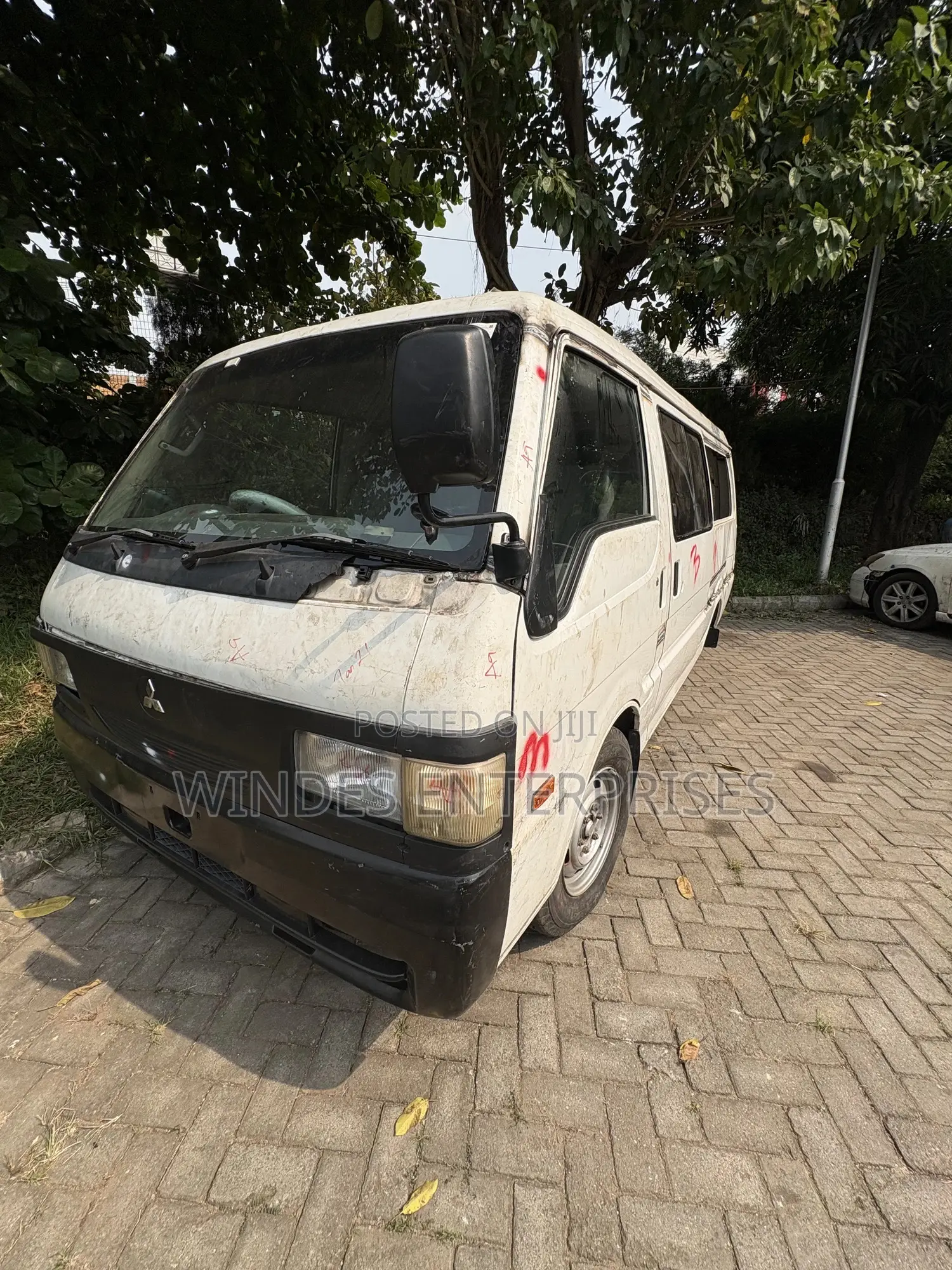 Mazda E2200 2007 White