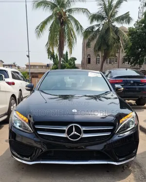 Mercedes-Benz C300 Luxury 4dr AWD 4Matic Sedan (2.0L 4cyl 7A) 2015