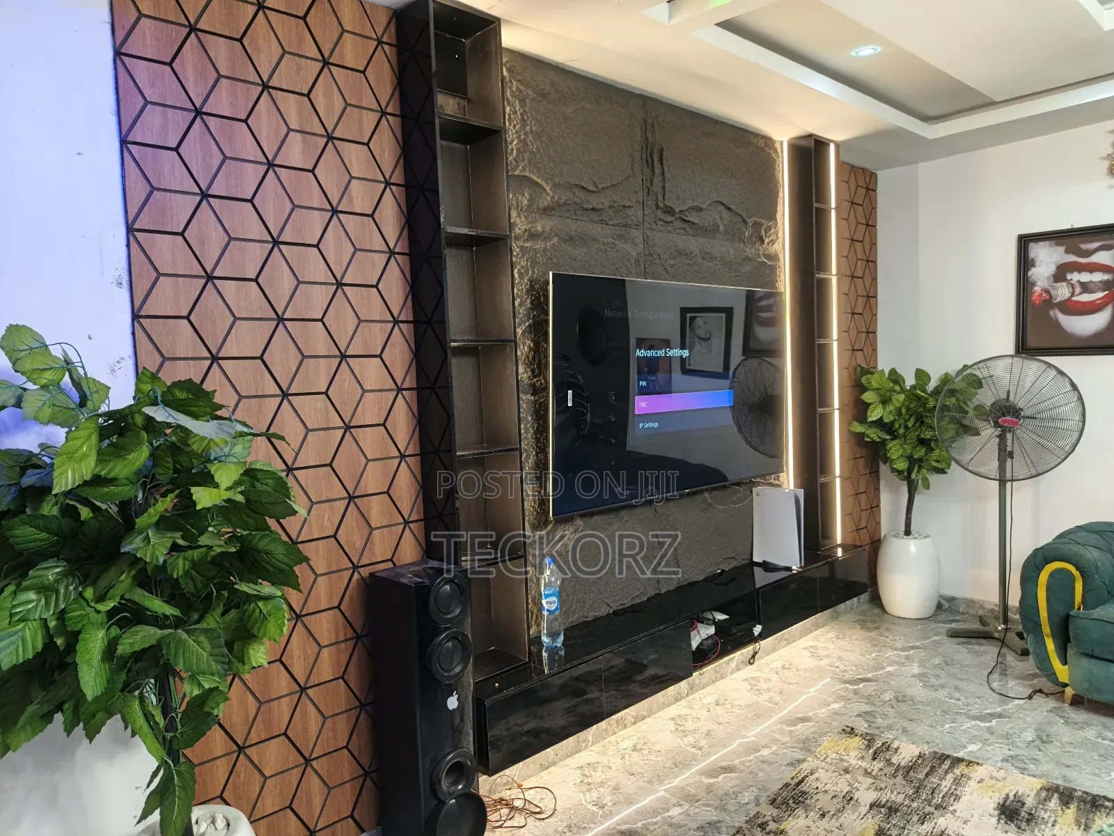 Soundproof Tv Wall With Pu Stone Panel