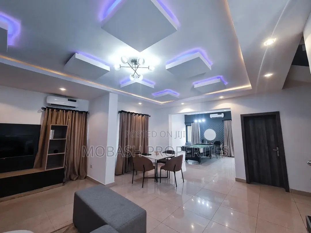 Service Apartment