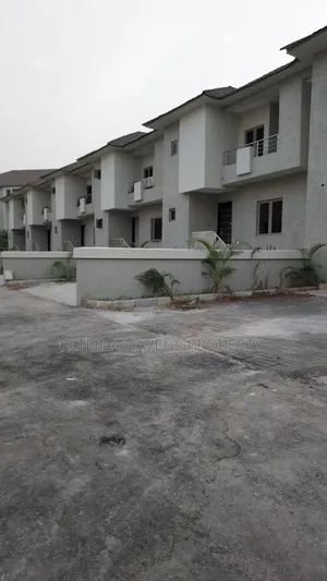 3bdrm Duplex in Life Camp for sale