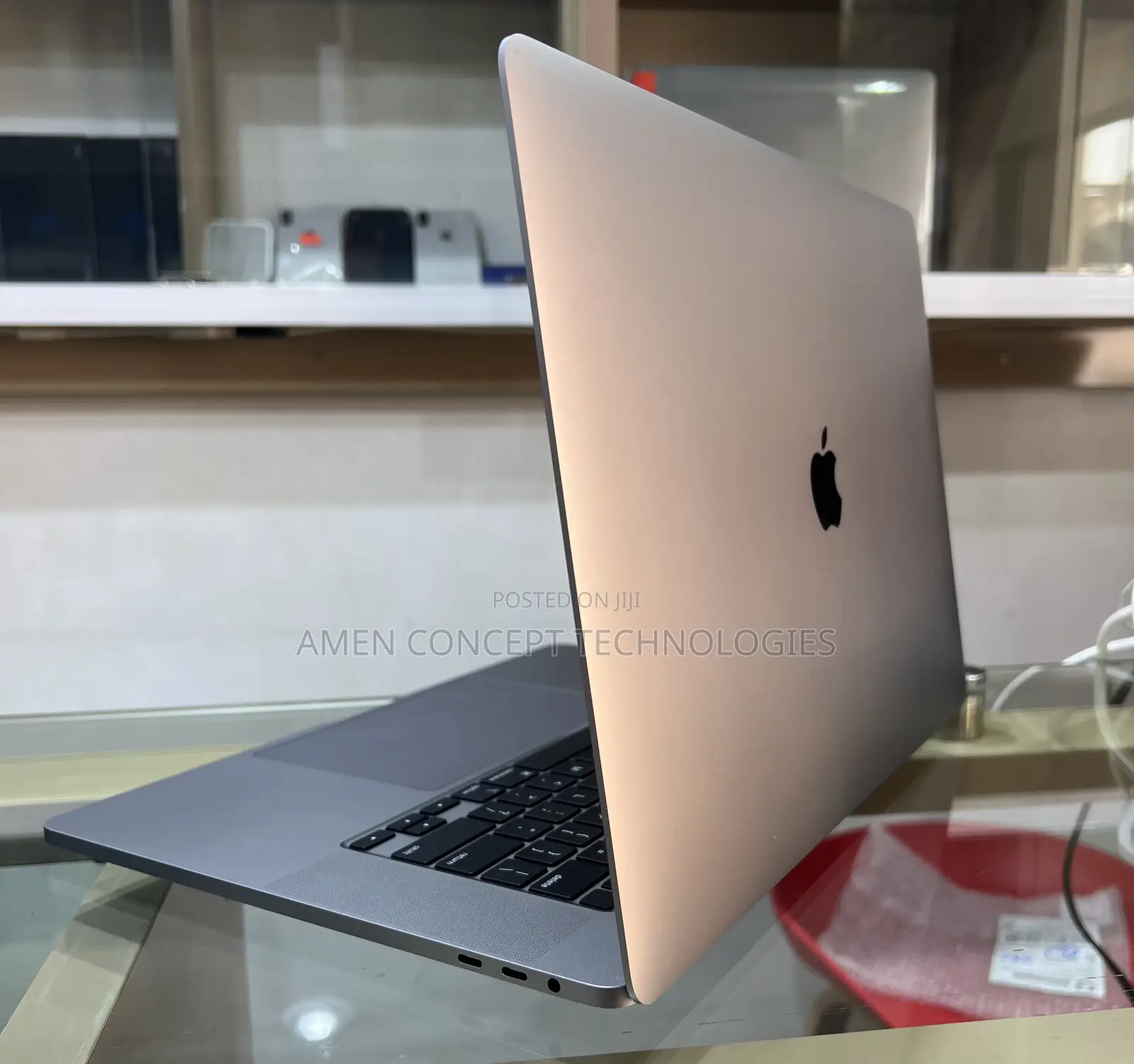 Laptop Apple MacBook Pro 2019 16GB Intel Core i7 SSD 512GB