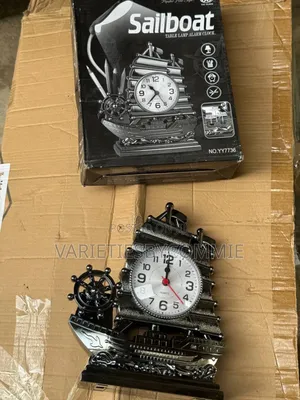 Table Top Battery-Operated Alarm Clock