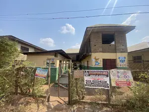 5bdrm Block of Flats in New Garage, Ibadan for sale