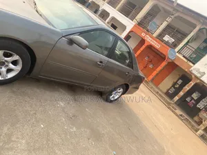 Toyota Camry 2004 Gray