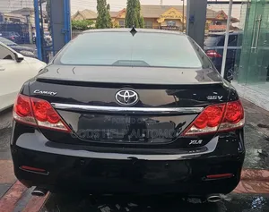 Toyota Camry XLE V6 4dr Sedan (3.5L 6cyl 6AM) 2009 Black
