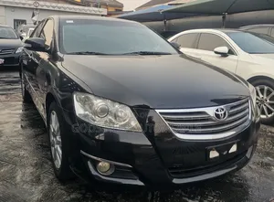 Toyota Camry XLE V6 4dr Sedan (3.5L 6cyl 6AM) 2009 Black