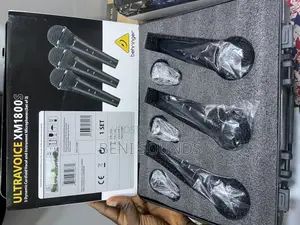 Behringer Ultravoice Xm1800s 3in1 Wired Microphone
