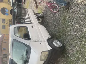 Suzuki Every 2010 White