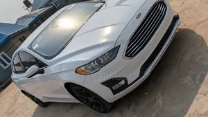 Ford Fusion SE FWD 2017 White