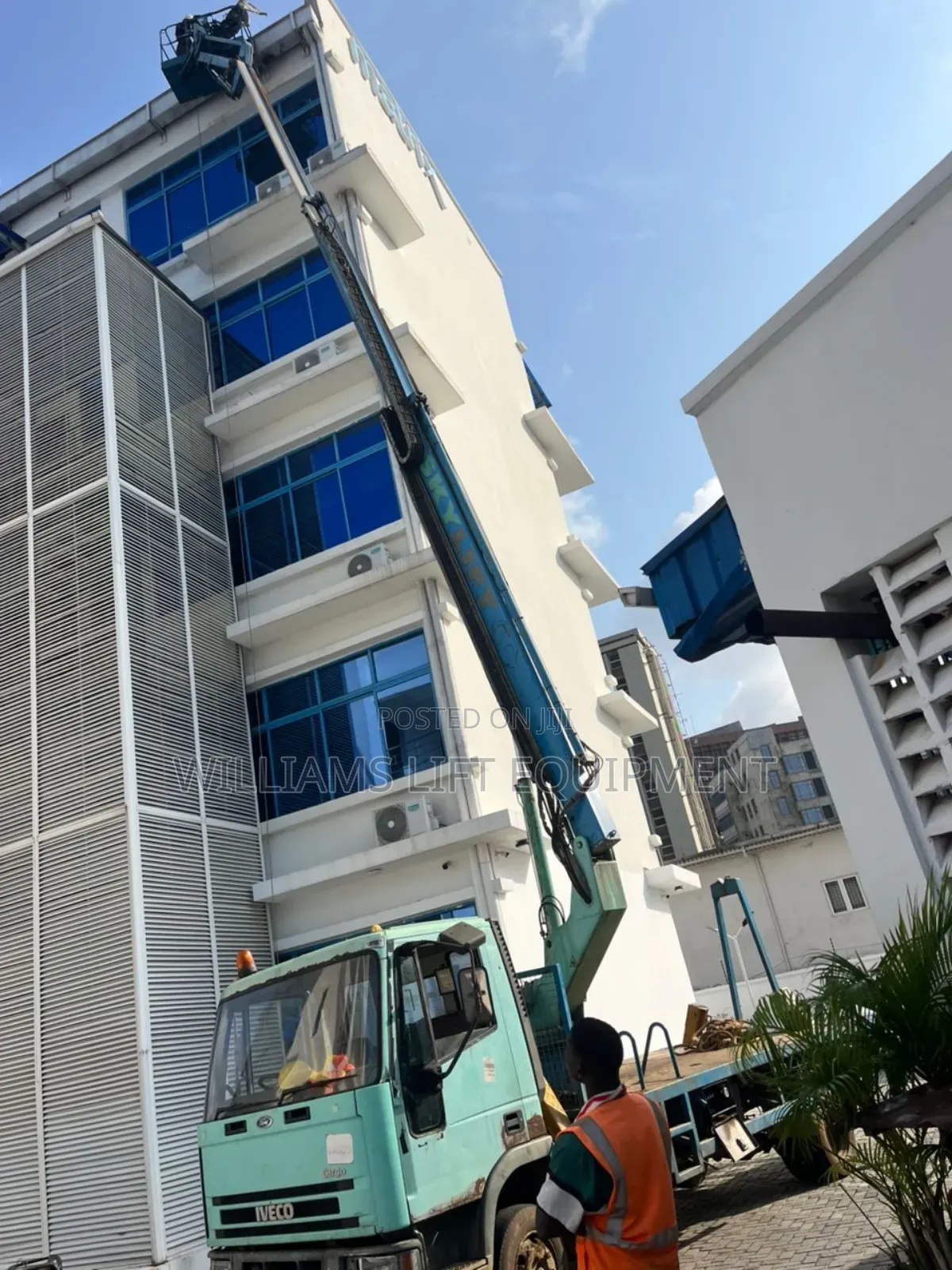 Man-Lift Platform Equipment