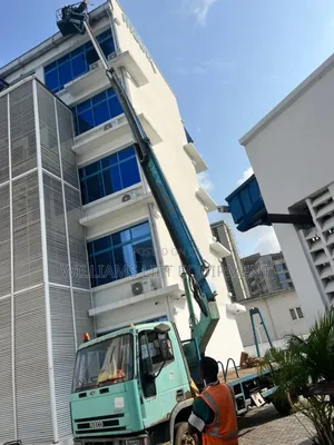 Man-Lift Platform Equipment