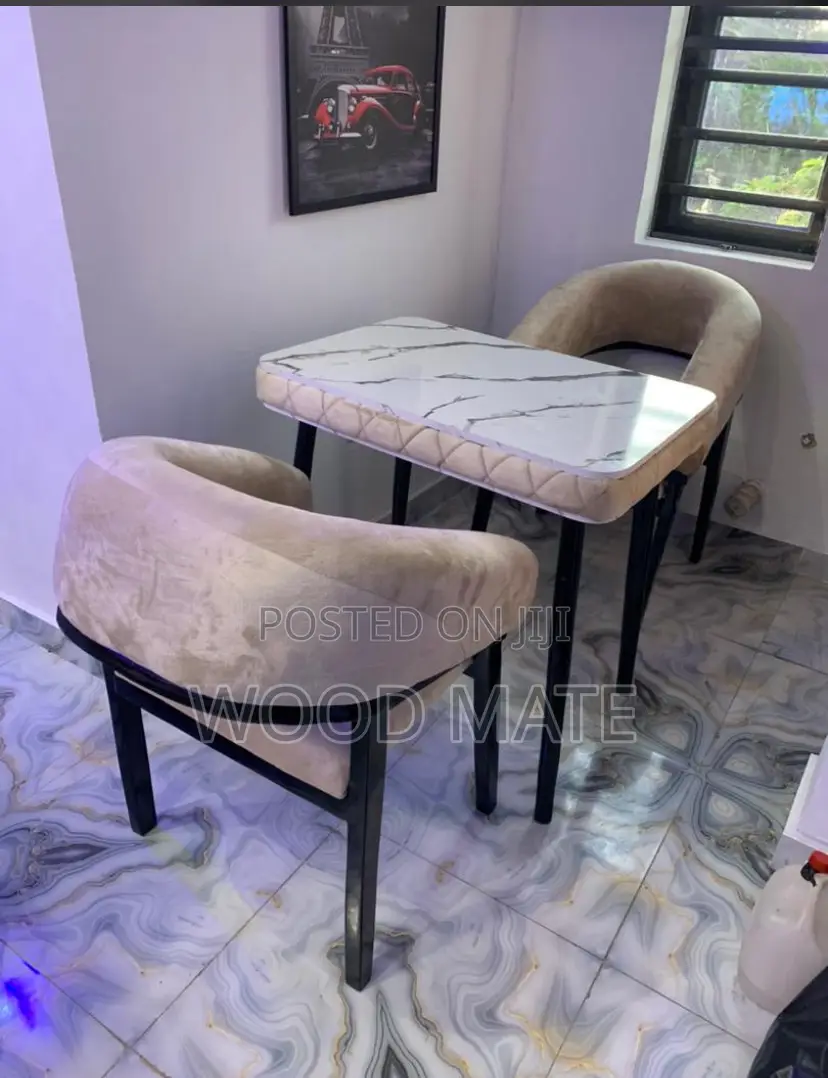 2 Setters Dining Table