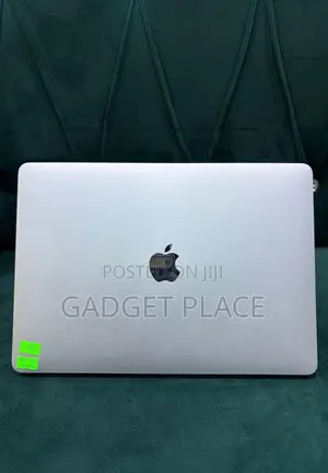 Laptop Apple MacBook Pro 2020 16GB Intel Core I5 SSD 256GB