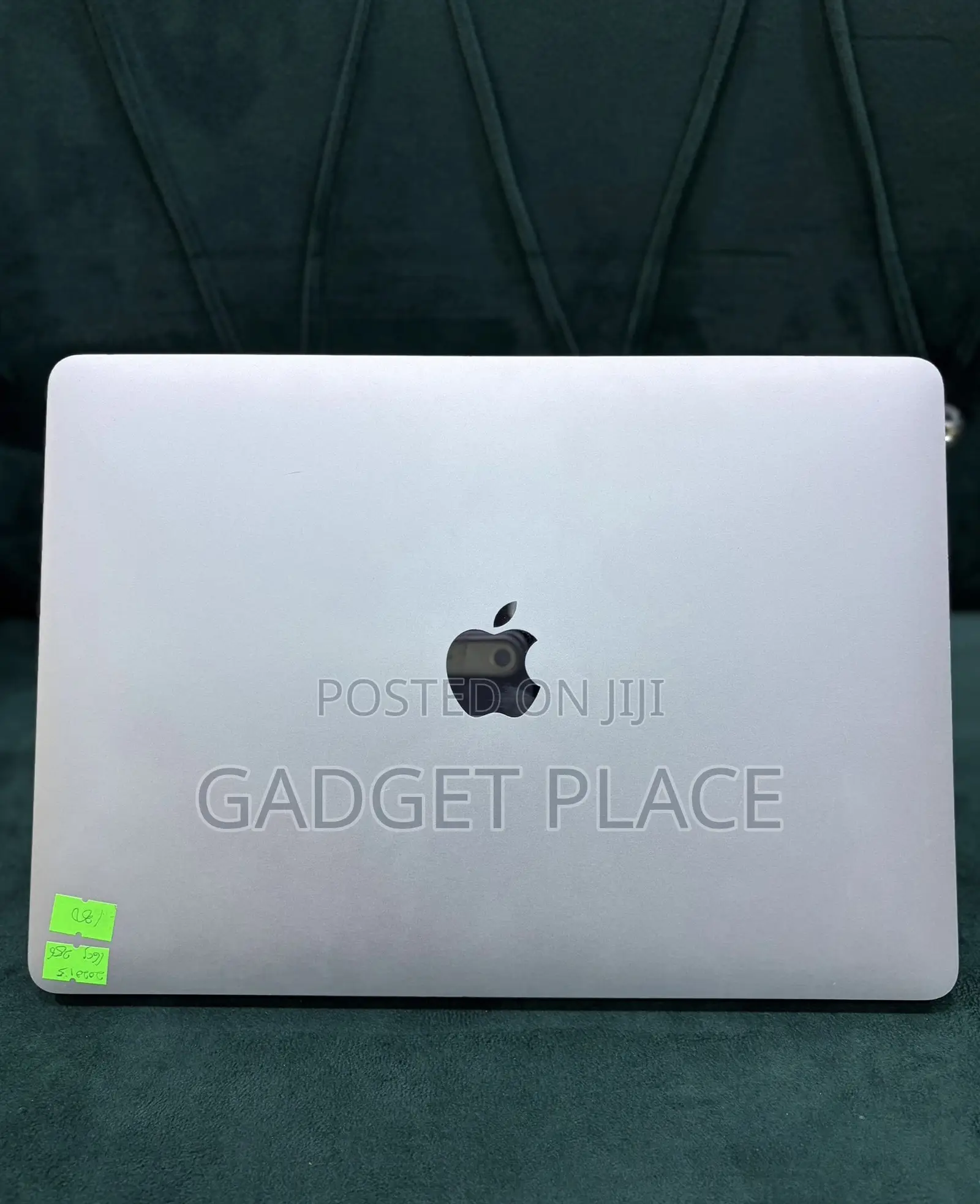 Laptop Apple MacBook Pro 2020 16GB Intel Core I5 SSD 256GB