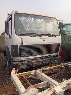 Mercedes Truck