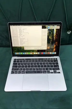 Laptop Apple MacBook Pro 2020 16GB Apple M1 SSD 256GB