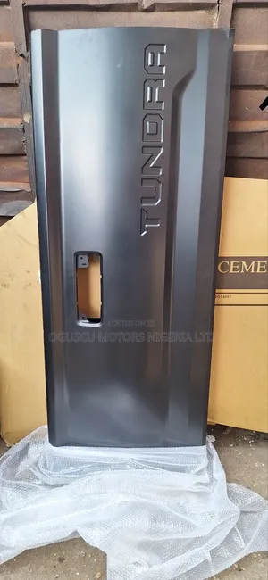 Tail Board Tundra / Booth Tundra 2014-2016-2018-2020-2022