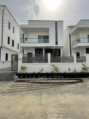 4bdrm Duplex in Ikota for sale