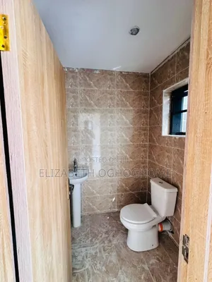 2bdrm Duplex in Lekki Phase 1 for rent