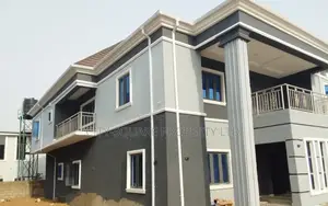 4bdrm Duplex in Vegas Court, Lugbe District for sale