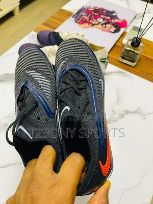 Nike Phantom 6