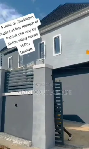 2bdrm Block of Flats in Divine Valley Estate, Oshimili South for sale