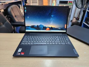 Laptop Lenovo V15 G4 8GB AMD Ryzen 5 SSD 256GB