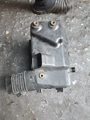 Toyota Sienna ,2.4 Camry V6,Highlander,Rx330, Ex250 Airflow Meter Box