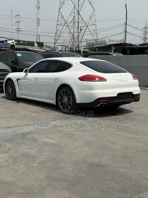 Porsche Panamera Turbo Executive 4dr Sedan AWD (4.8L 8cyl Turbo 7AM)