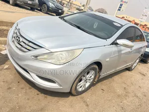 Hyundai Sonata 2010 Silver