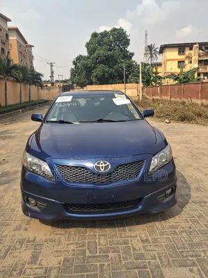 Toyota Camry SE V6 4dr Sedan (3.5L 6cyl 6AM) 2010 Blue