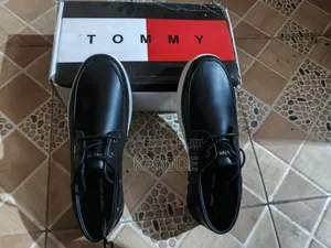 Tommy Hilfiger Shoe