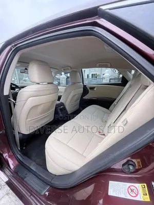 Toyota Avalon XLE Sedar FWD (3.5L 6cyl 6A) 2013 Burgundy