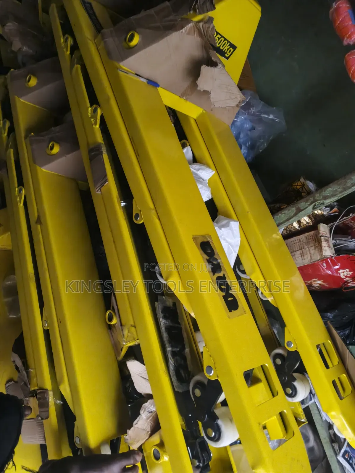 Hand Equipment