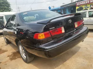 Toyota Camry LE 4dr Sedan (2.2L 4cyl 4A) 2000 Black