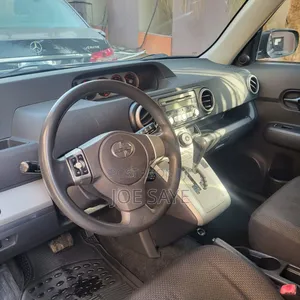 Scion xB Base 2009 Brown