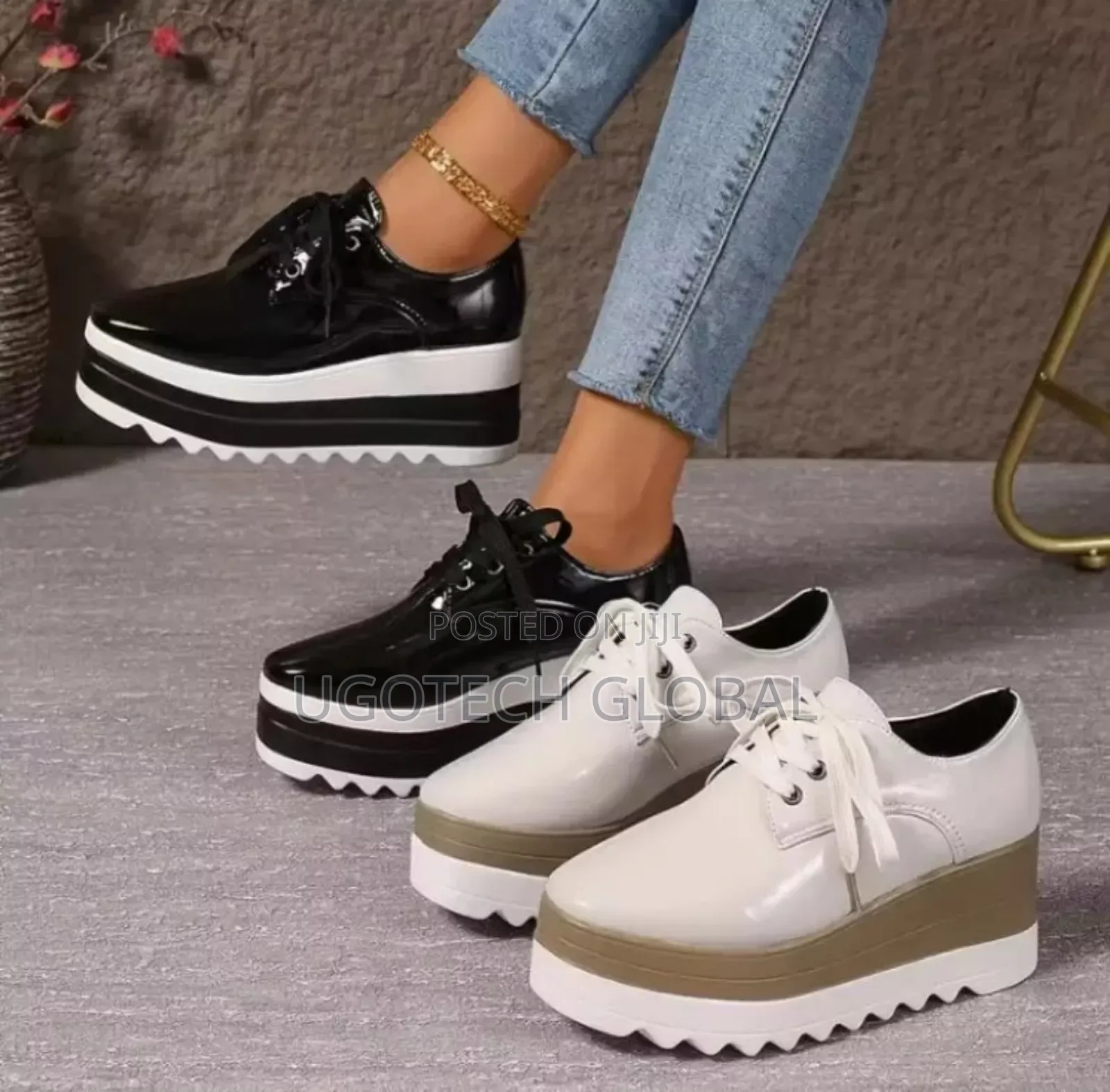 Ladies Classy Sneakers
