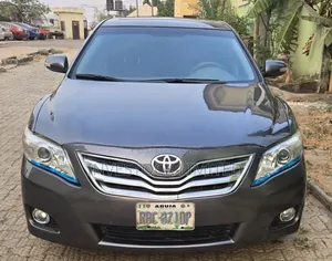 Toyota Camry XLE 4dr Sedan (2.4 4cyl 5A) 2008 Gray