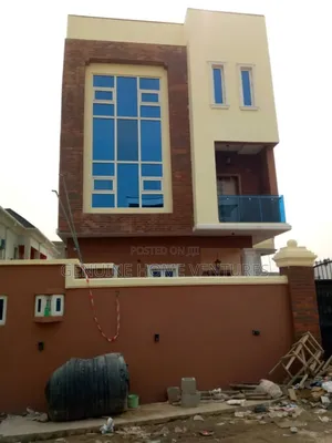 5bdrm Duplex in Adeniyi Jones Ikeja for sale