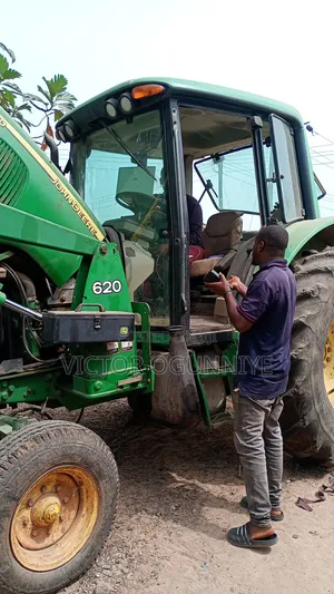 John Deere Machineries Repair Specialists