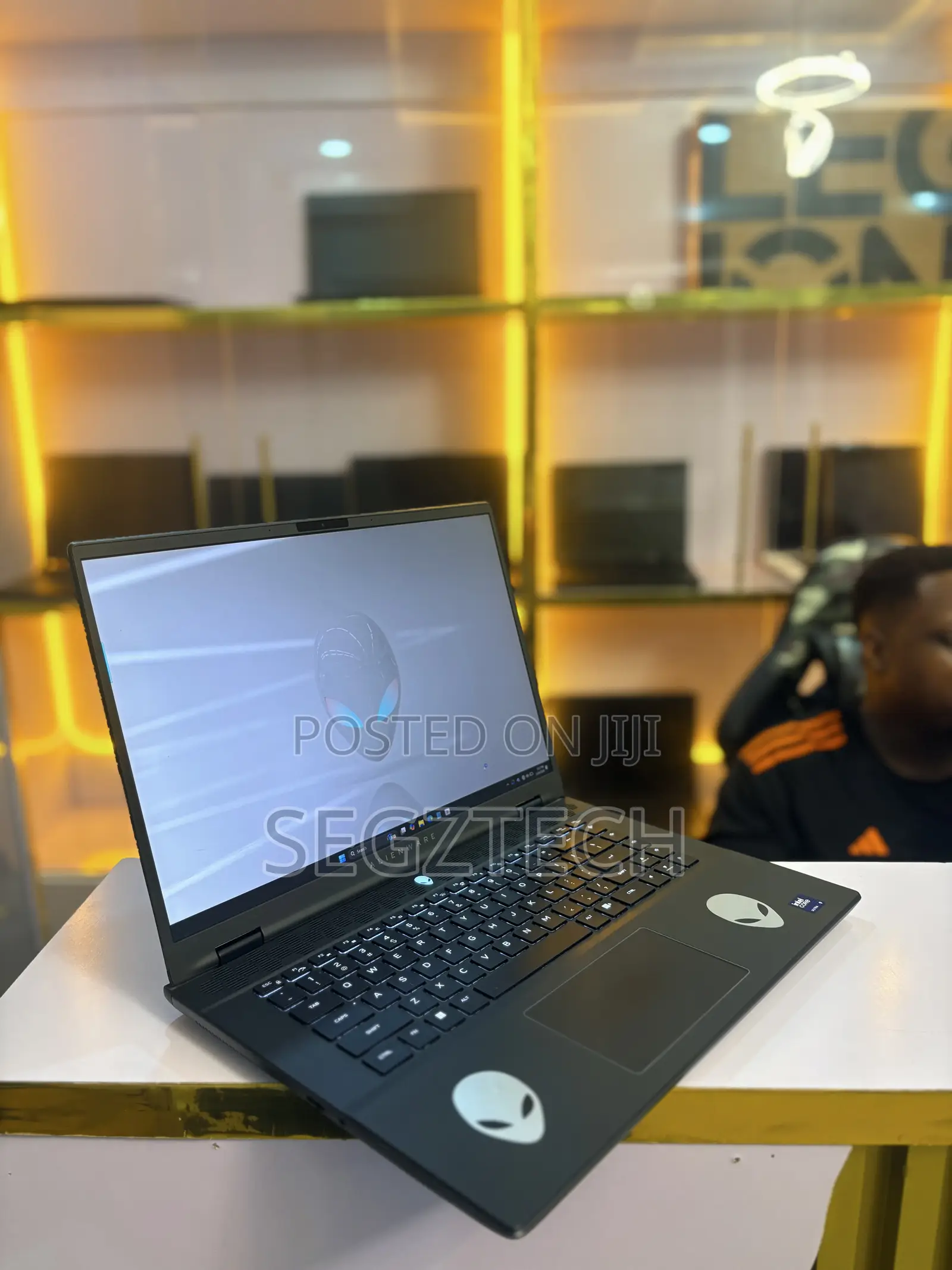 Laptop Dell Alienware 15 R2 32GB Intel Core Ultra 9 SSD 1T