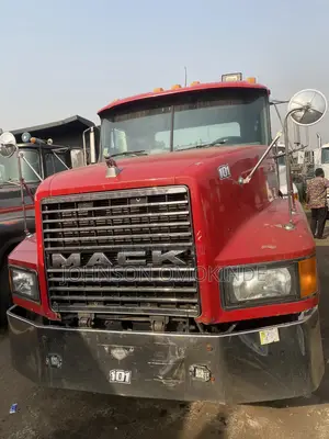 Mack Ch Trailer Head
