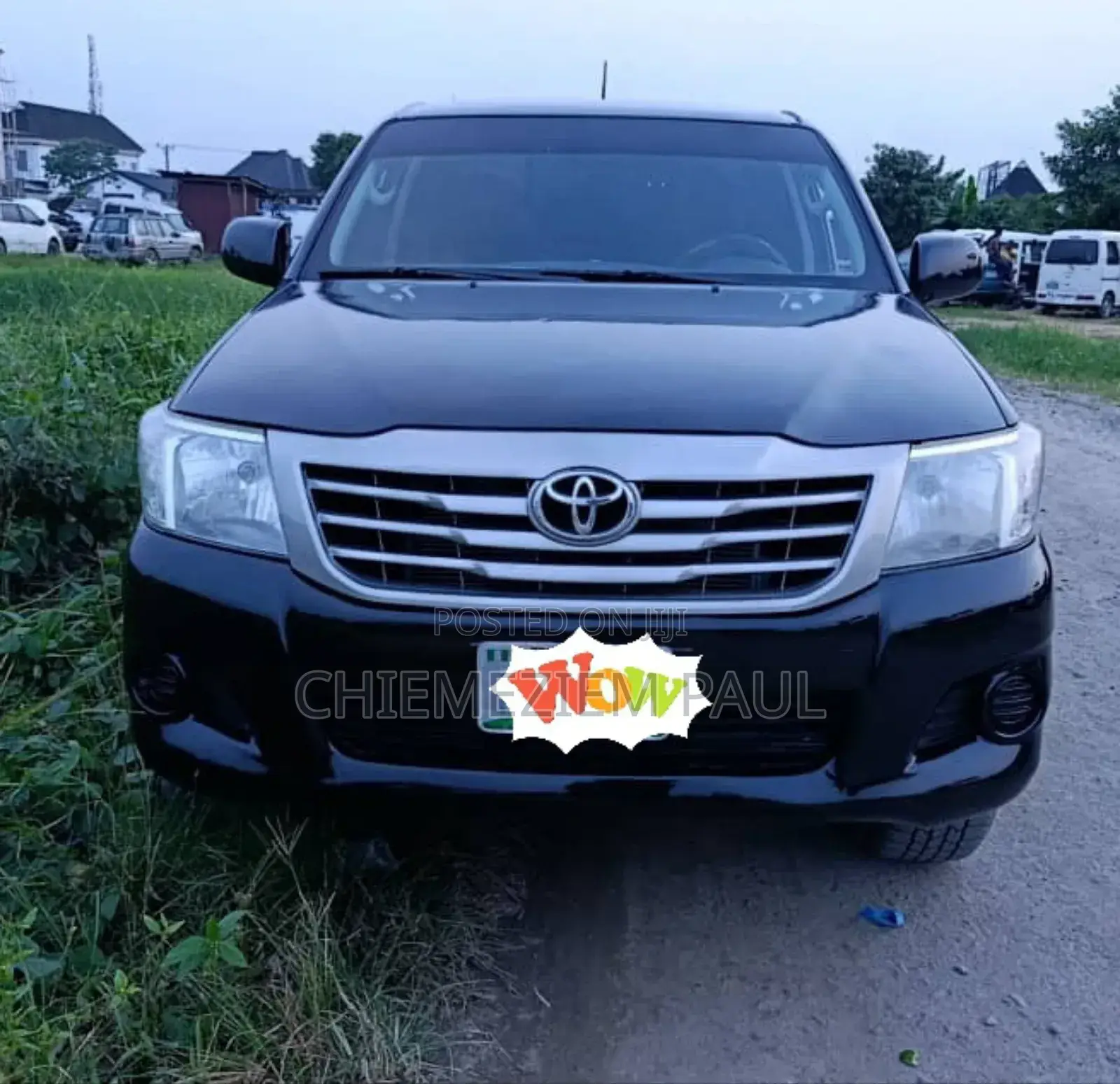 Toyota Hilux SR 4x4 2013 Black