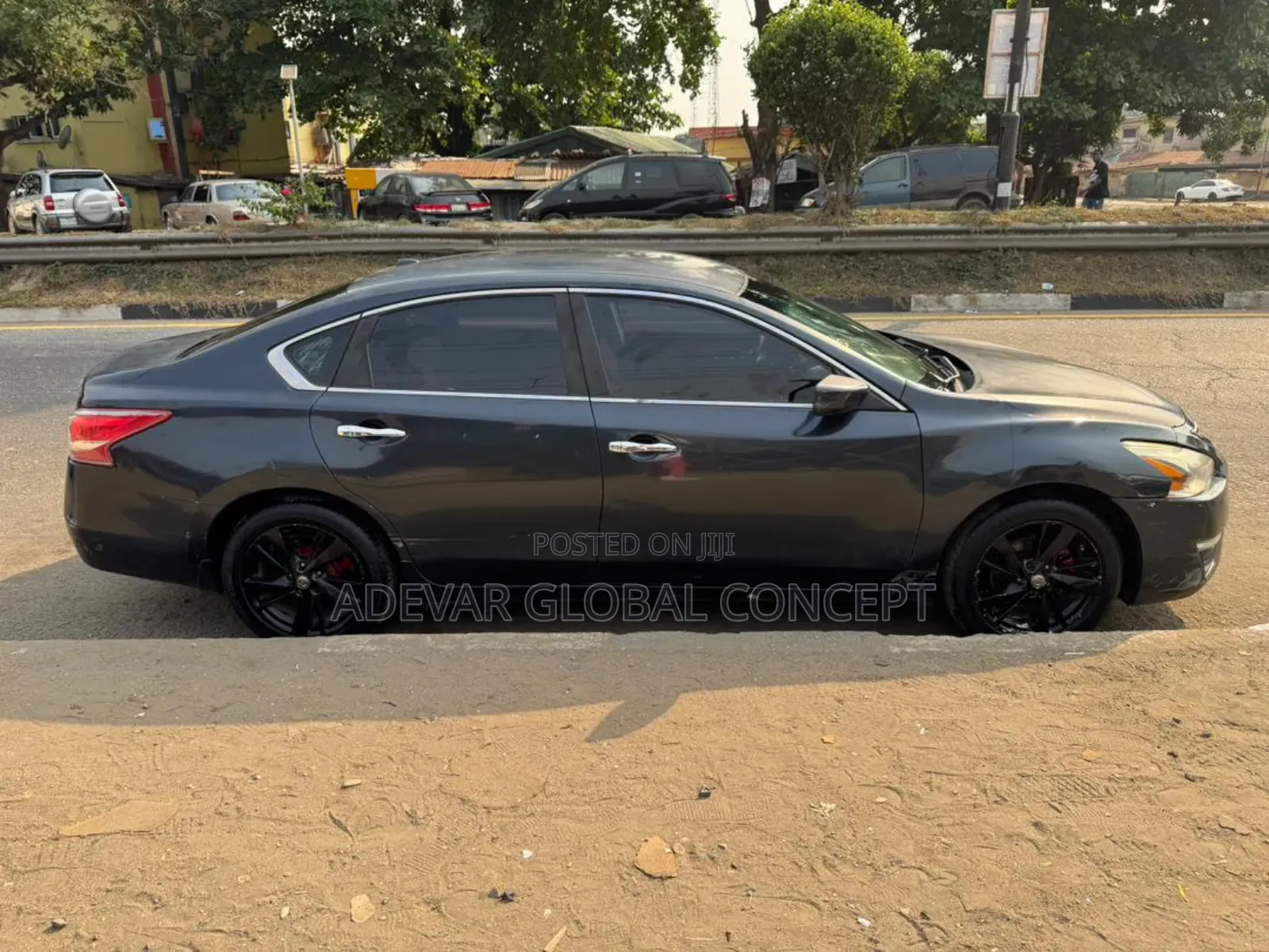 Nissan Altima Sedan 2.5 2013 Black
