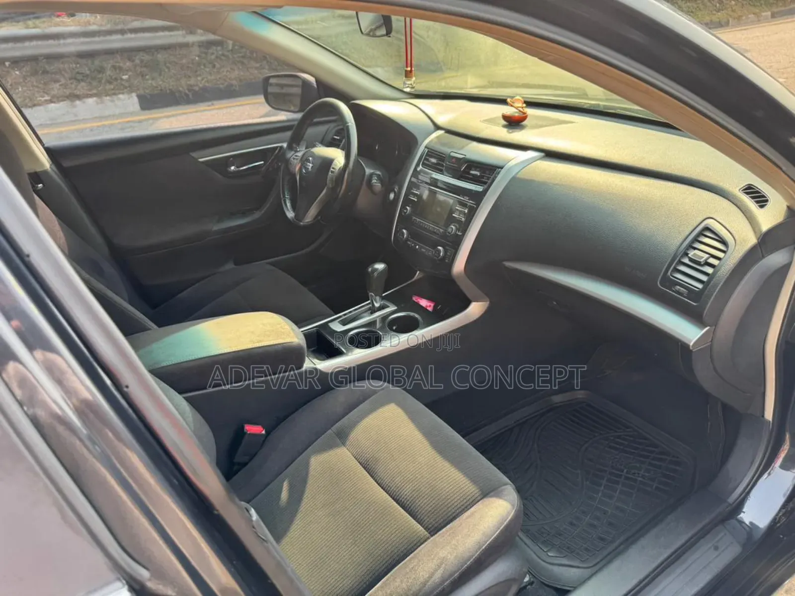 Nissan Altima Sedan 2.5 2013 Black