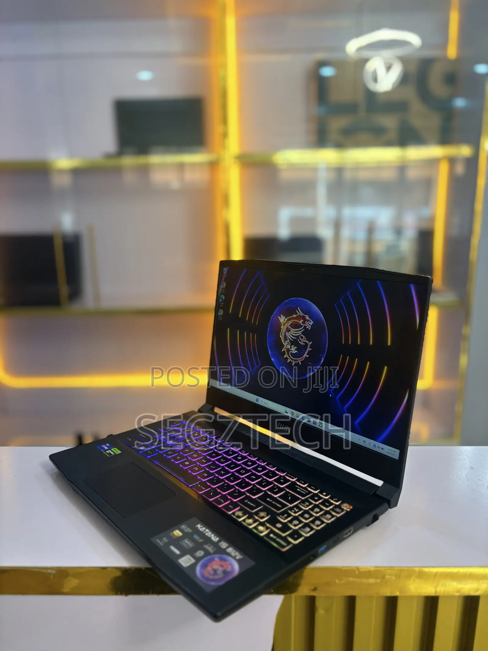 Laptop MSI Katana 15 16GB Intel Core I7 SSD 1T