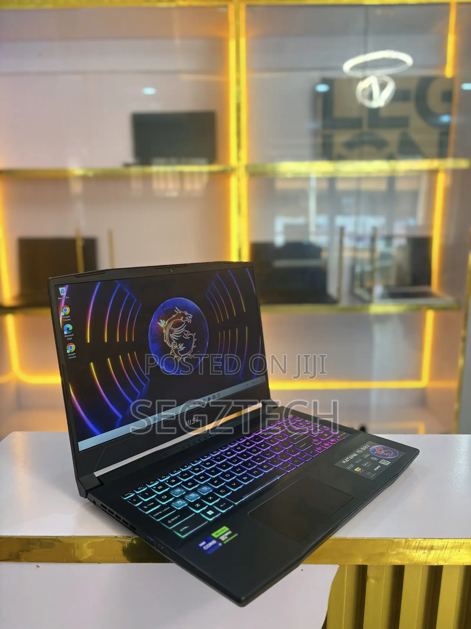Laptop MSI Katana 15 16GB Intel Core I7 SSD 1T
