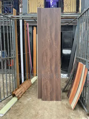 Luxe Glossy Board